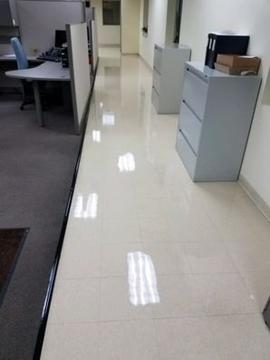 Commercial Floor Cleaning in Cleveland, OH (2)