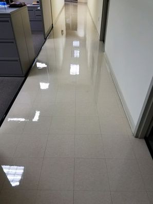 Commercial Floor Cleaning in Cleveland, OH (5)